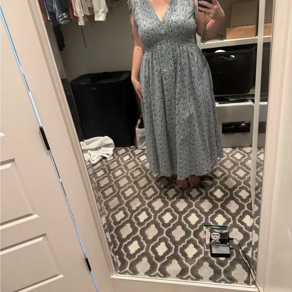 Madewell Blue and White Floral dress - Picture 3 of 3